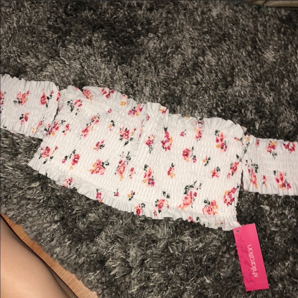BNWT Xhilaration Off-The-Shoulder Swimsuit Top